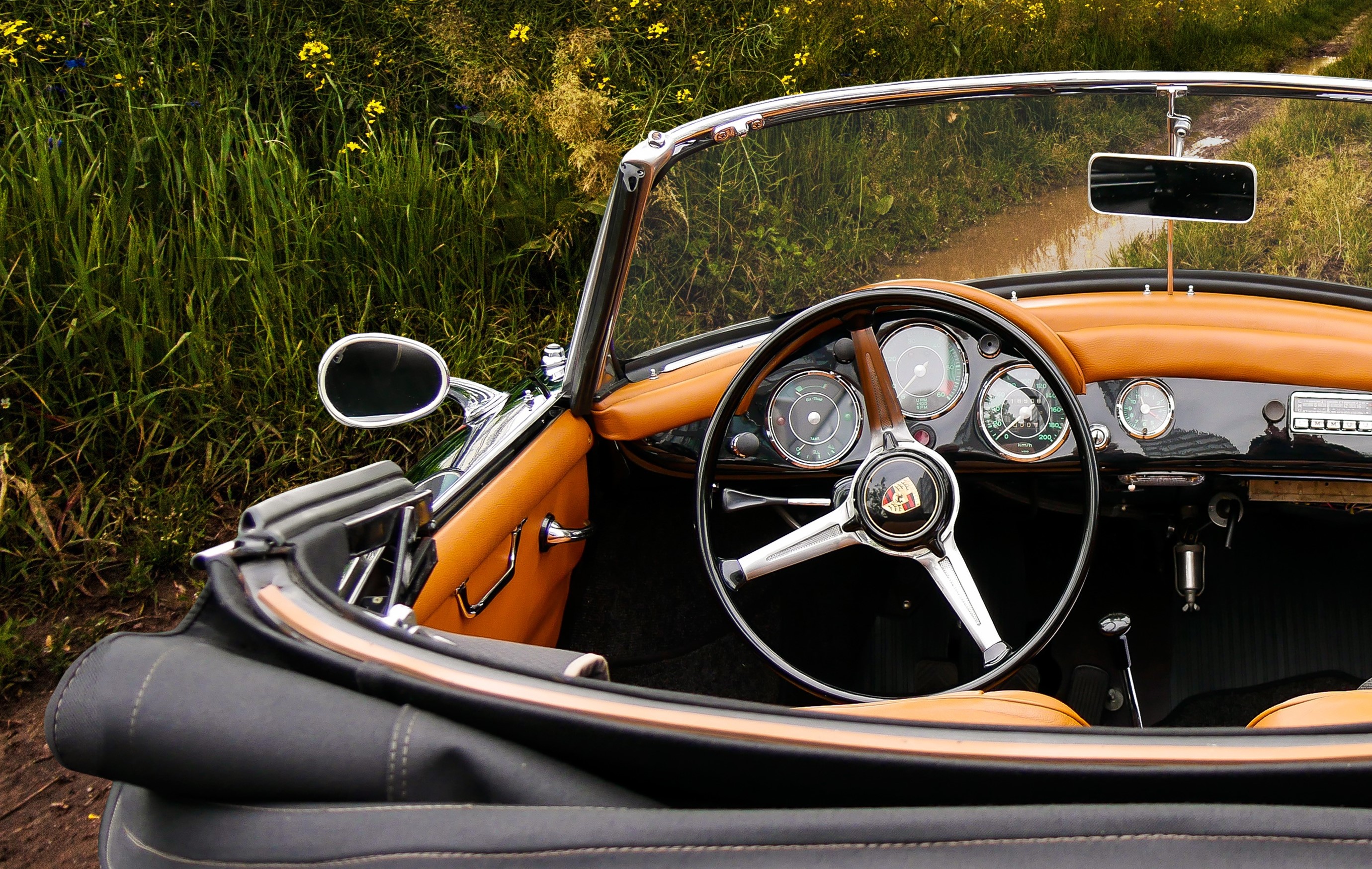 <strong><font color='000000'>全球新能源汽車保有量將突破2000萬輛，中國占46%</font></strong>